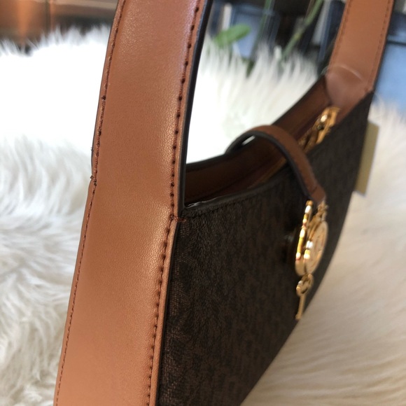 Michael Kors Lira small Zip Pouchette Shoulder Bag Brown - Picture 2 of 10